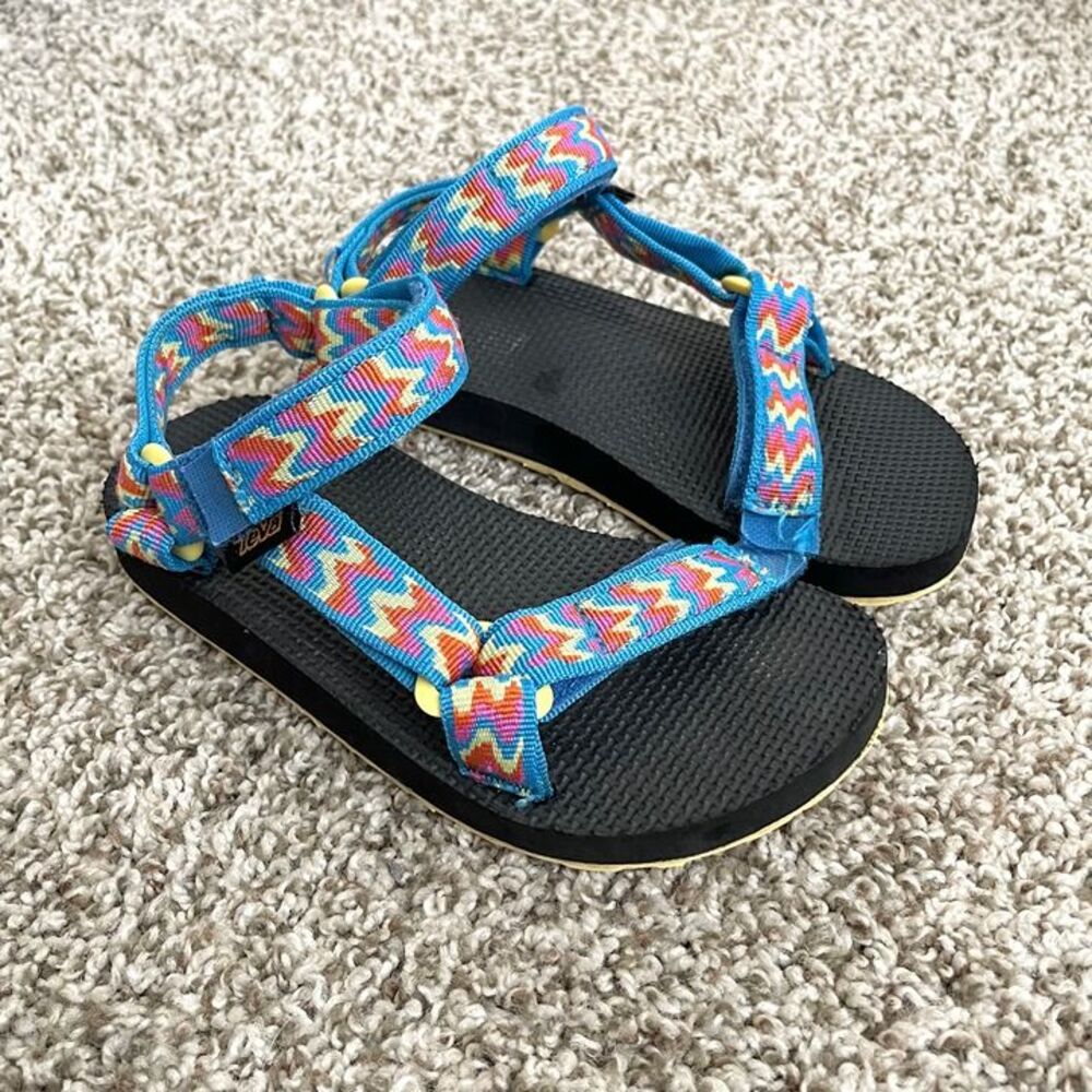Size 12 / Kids Teva Sandals